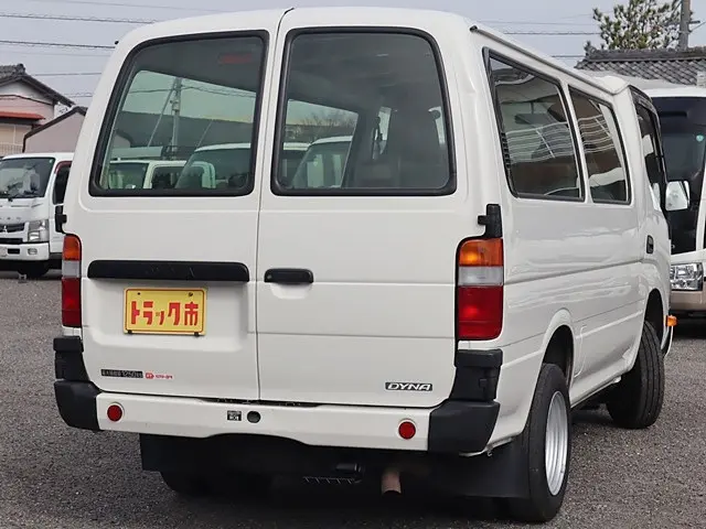 トヨタ ダイナ LDF-KDY241V(2WD)の写真5