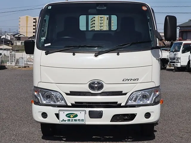 トヨタ ダイナ 3BF-TRY230(2WD)の写真3