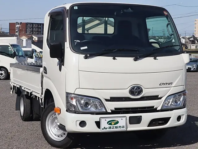 トヨタ ダイナ 3BF-TRY230(2WD)の写真4