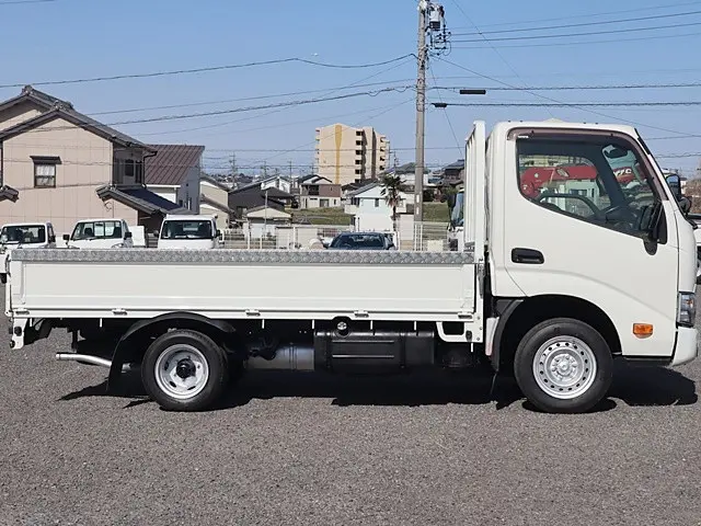 トヨタ ダイナ 3BF-TRY230(2WD)の写真8