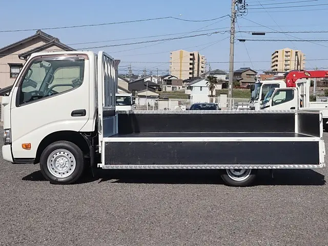 トヨタ ダイナ 3BF-TRY230(2WD)の写真13