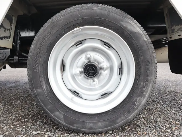 トヨタ ライトエーストラック GK-KM70(2WD)の写真25