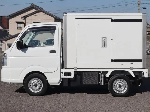 スズキ キャリイ 3BD-DA16T(4WD)の写真9