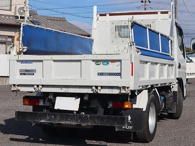 三菱 キャンター 2RG-FBA60(2WD)の写真3