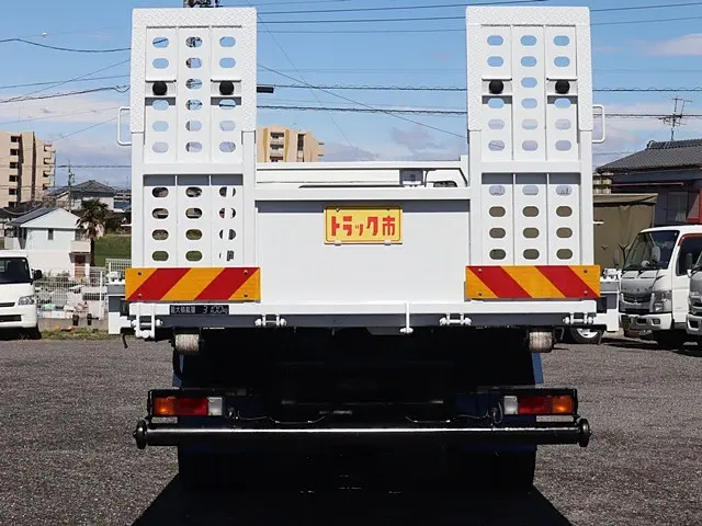 三菱 キャンター TPG-FEB80(2WD)の写真6