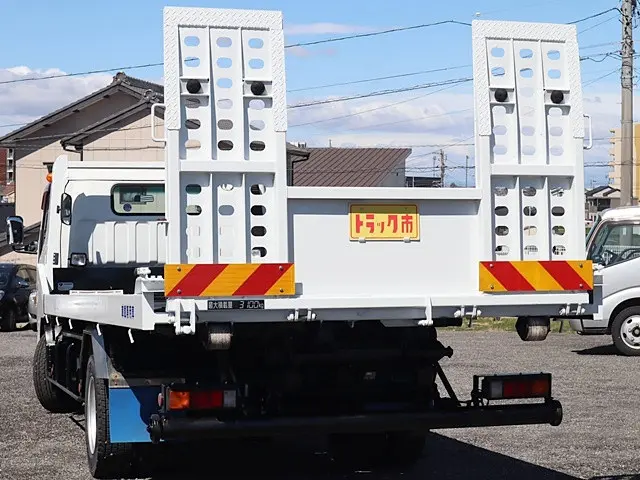 三菱 キャンター TPG-FEB80(2WD)の写真7