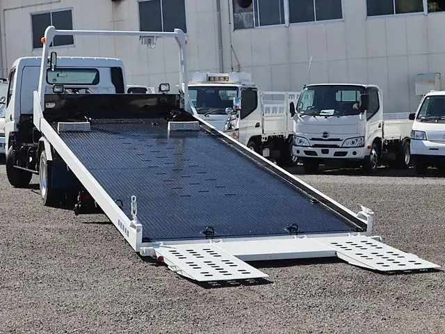 三菱 キャンター TPG-FEB80(2WD)の写真12