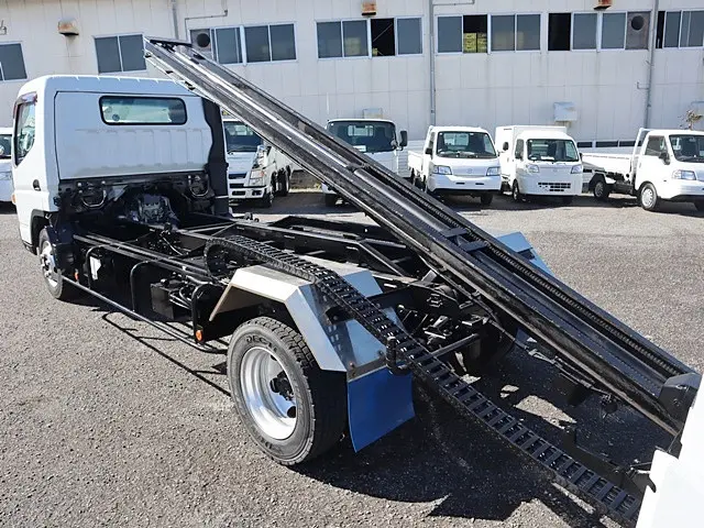 三菱 キャンター TPG-FEB80(2WD)の写真18