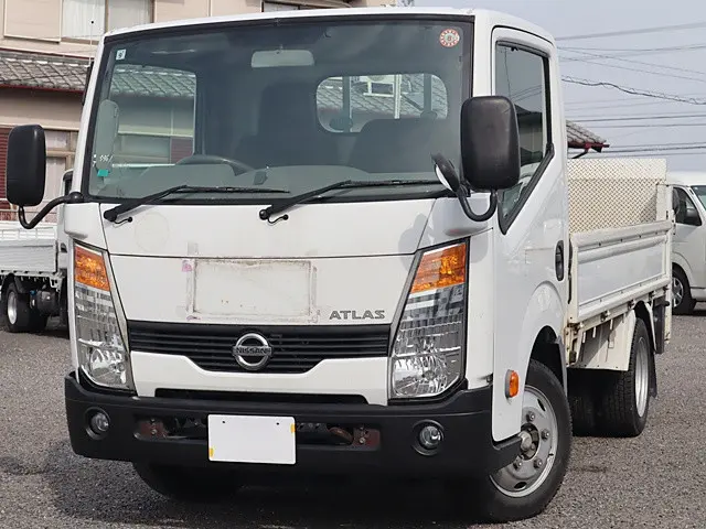 日産 アトラス SKG-TZ2F24(2WD)の写真1