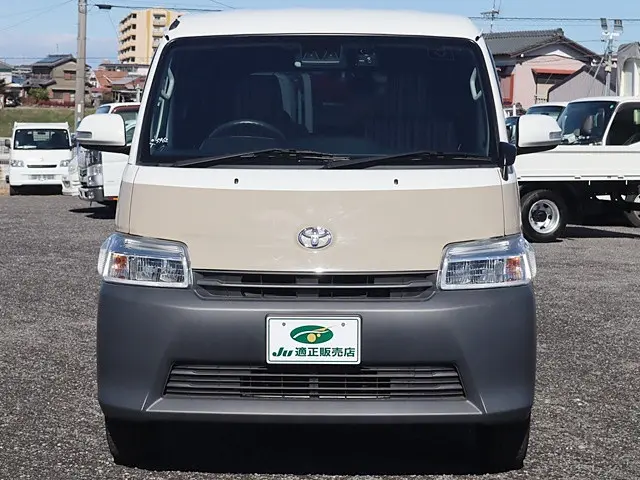 トヨタ タウンエースバン 5BF-S413M(4WD)の写真3