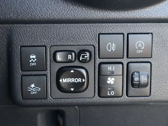 トヨタ タウンエースバン 5BF-S413M(4WD)の写真45