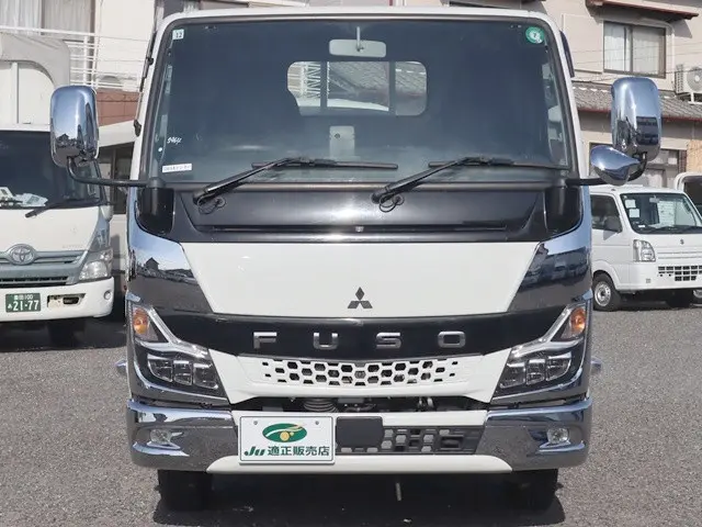 三菱 キャンター 2RG-FBA20(2WD)の写真3