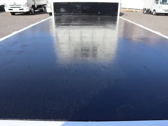 三菱 キャンター 2RG-FBA20(2WD)の写真14