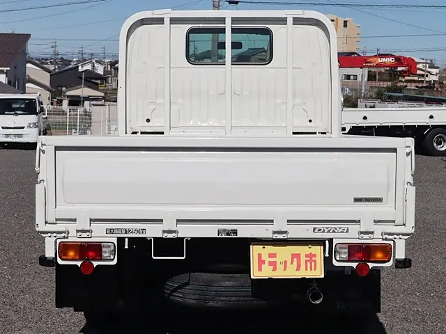 トヨタ ダイナ ABF-TRY220(2WD)の写真6