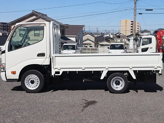 トヨタ ダイナ ABF-TRY220(2WD)の写真9