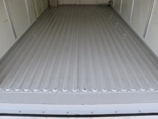 トヨタ ハイエースバン QDF-KDH201V(2WD)の写真13