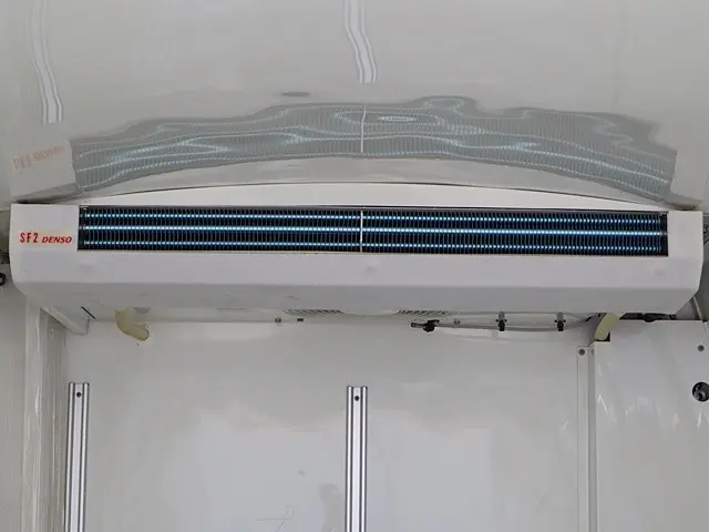 トヨタ ハイエースバン QDF-KDH201V(2WD)の写真14