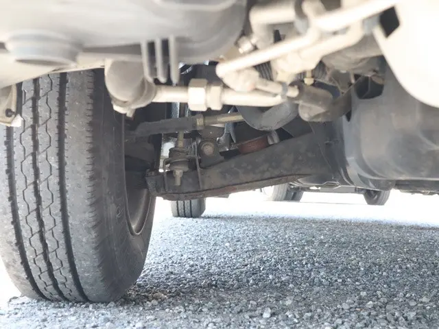 トヨタ ハイエースバン QDF-KDH201V(2WD)の写真21