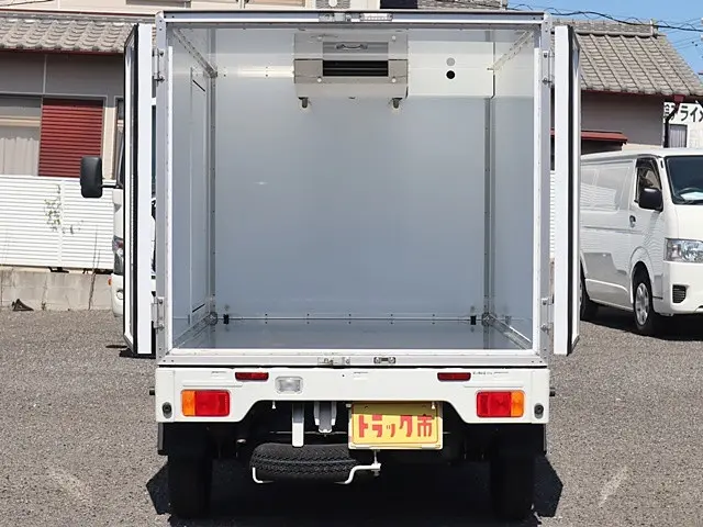 スズキ キャリイ 3BD-DA16T(2WD)の写真11