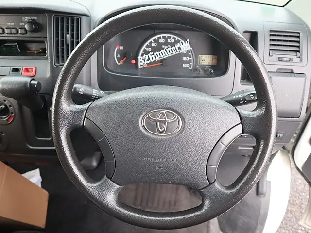 トヨタ ライトエーストラック DBF-S402U(2WD)の写真4