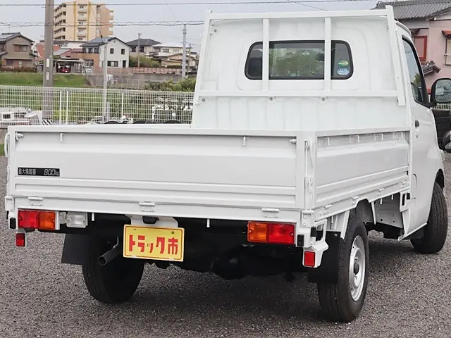 トヨタ ライトエーストラック DBF-S402U(2WD)の写真5