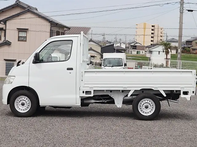 トヨタ ライトエーストラック DBF-S402U(2WD)の写真9