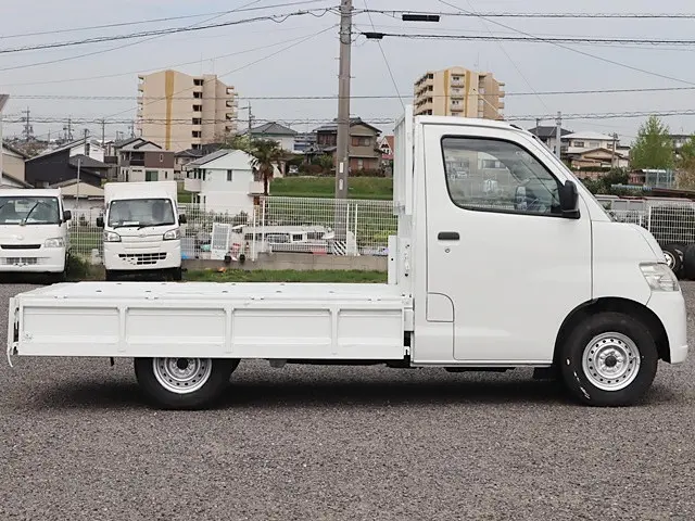 トヨタ ライトエーストラック DBF-S402U(2WD)の写真10