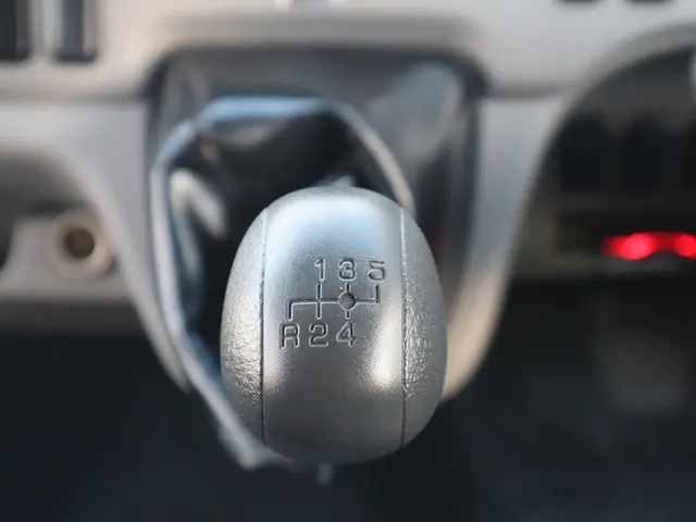 三菱 キャンター TPG-FBA20(2WD)の写真40