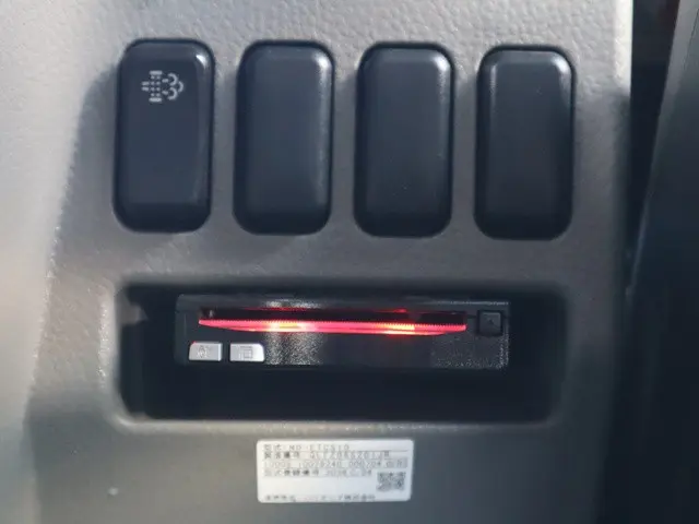 三菱 キャンター TPG-FBA20(2WD)の写真42