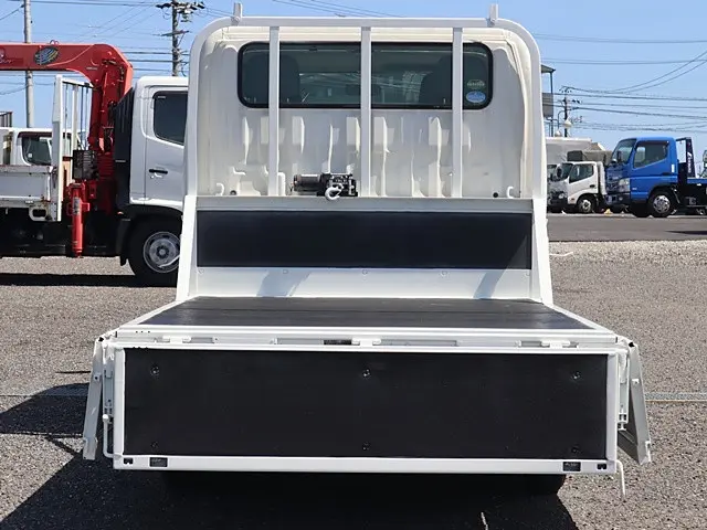 トヨタ トヨエース QDF-KDY231(2WD)の写真11