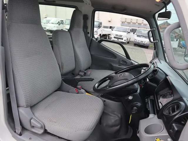 トヨタ トヨエース QDF-KDY231(2WD)の写真31