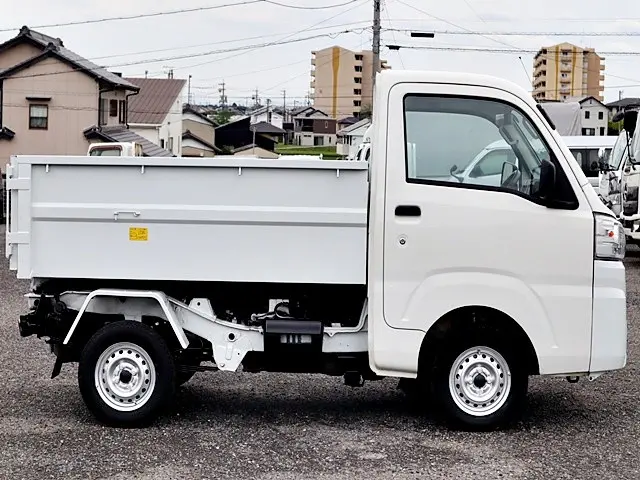 ダイハツ ハイゼットトラック EBD-S510P(4WD)の写真8