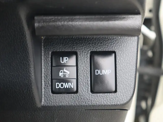 ダイハツ ハイゼットトラック EBD-S510P(4WD)の写真38