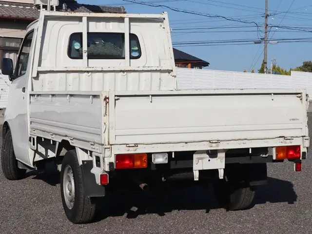 トヨタ ライトエーストラック DBF-S402U(2WD)の写真3