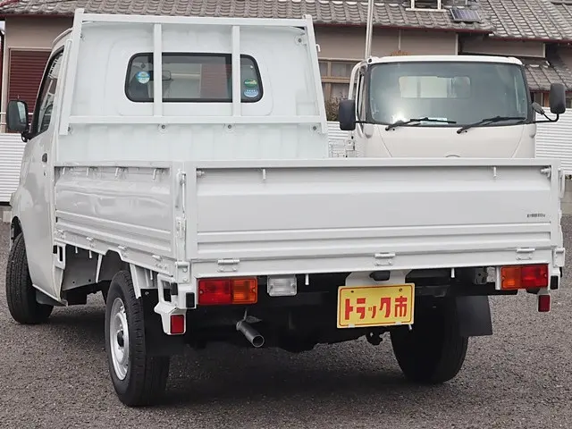 トヨタ ライトエーストラック DBF-S402U(2WD)の写真7