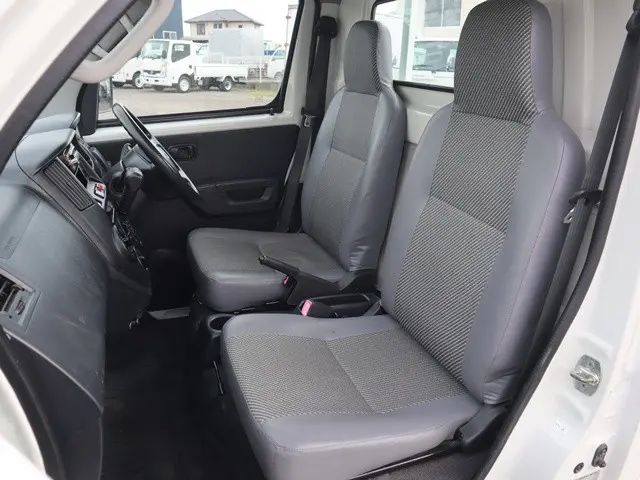 トヨタ ライトエーストラック DBF-S402U(2WD)の写真31