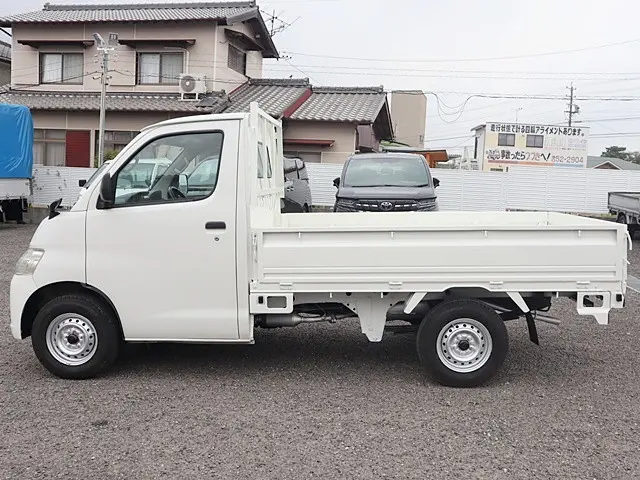 トヨタ ライトエーストラック DBF-S402U(2WD)の写真9
