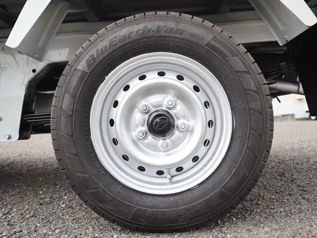 トヨタ ライトエーストラック DBF-S402U(2WD)の写真23