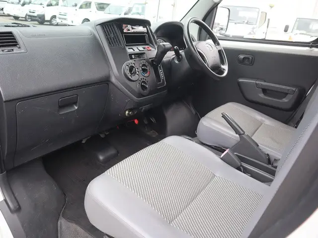 トヨタ ライトエーストラック DBF-S402U(2WD)の写真29
