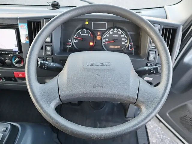 いすゞ エルフ TRG-NPR85AN(2WD)の写真4