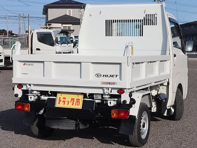 ダイハツ ハイゼットトラック EBD-S510P(4WD)の写真5