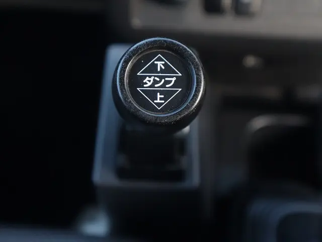 ダイハツ ハイゼットトラック EBD-S510P(4WD)の写真39