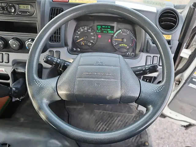 三菱 キャンター TKG-FBA30(2WD)の写真4