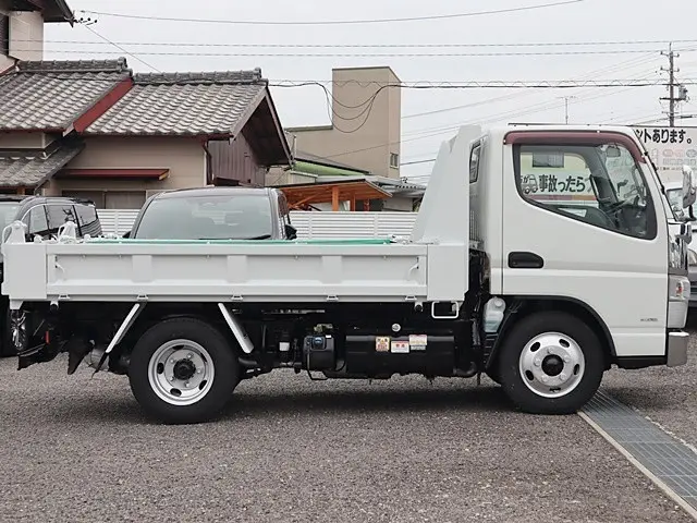 三菱 キャンター TKG-FBA30(2WD)の写真8