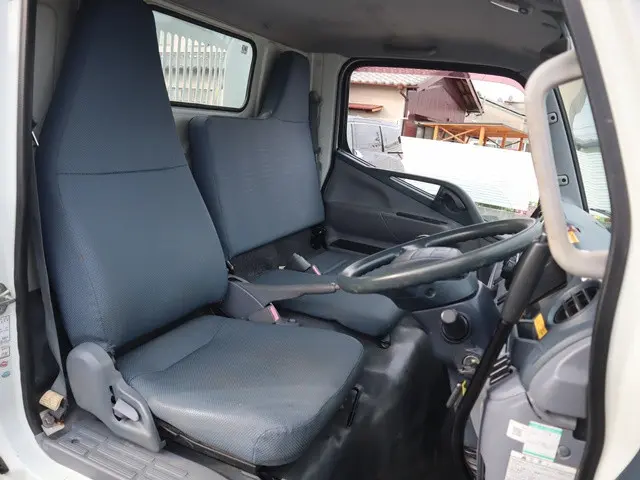 三菱 キャンター TKG-FBA30(2WD)の写真32