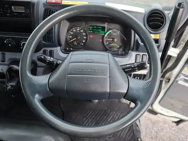 三菱 キャンター TKG-FBA30(2WD)の写真35