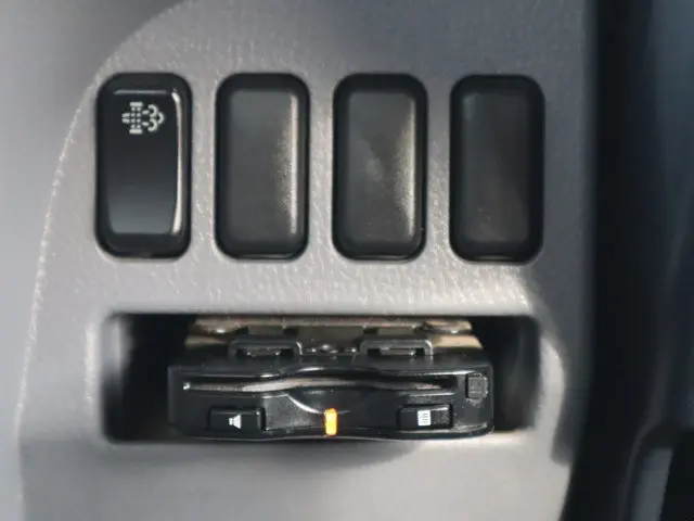 三菱 キャンター TKG-FBA30(2WD)の写真38