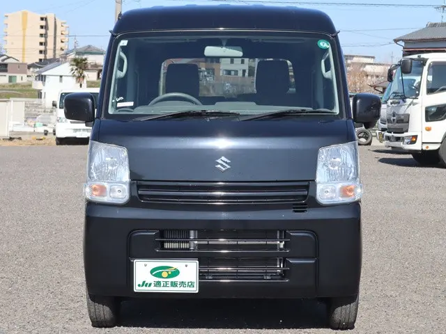 スズキ エブリイ EBD-DA17V(4WD)の写真3