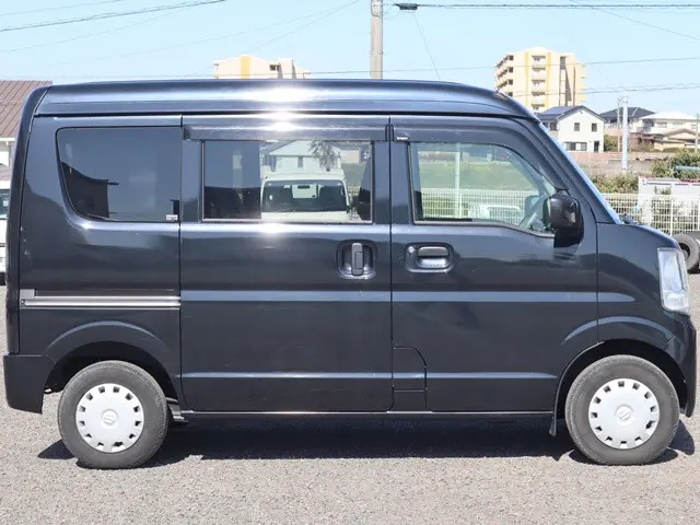 スズキ エブリイ EBD-DA17V(4WD)の写真8
