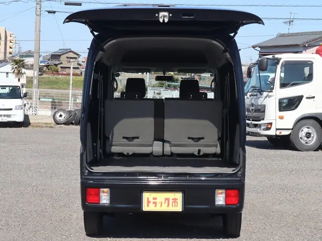 スズキ エブリイ EBD-DA17V(4WD)の写真12